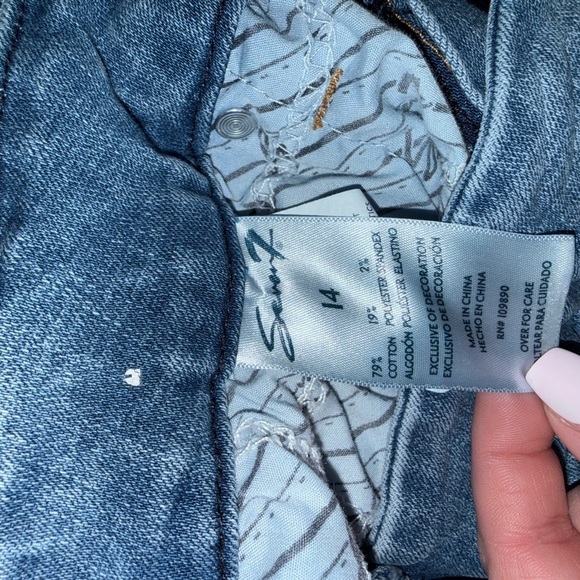 Seven7 Women's Distressed Blue Skinny Jeans - Picture 3 of 3